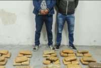 Policía Nacional detuvo un vehículo que transportaba 25 kilos de droga