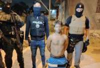 Alias "La X" y "Pollito", presuntos cabecillas de las bandas Chone Killer y Ben 10, fueron detenidos en una operación milita en Guayaquil.