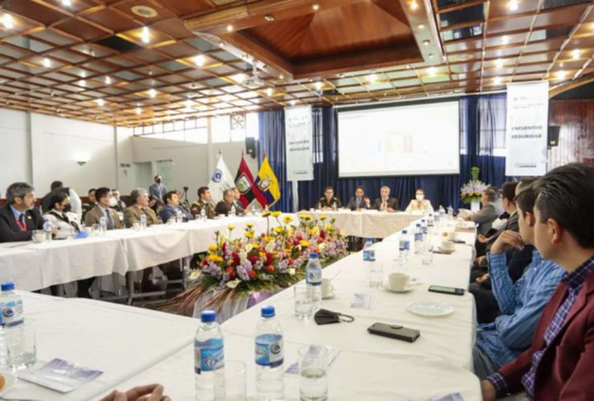 Ambato fue sede el Primer Encuentro por la Seguridad Nacional