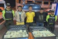 En Napo, tres presuntos integrantes de “Los R” fueron detenidos con USD 751.000 en su poder. Un juez dictó prisión preventiva.