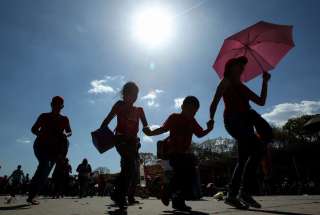 INAMHI advierte sobre radiación extremadamente alta en varias provincias. 