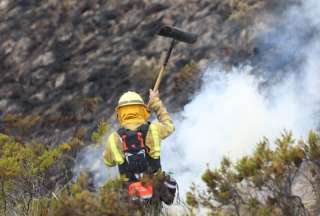 El Cuerpo de Bomberos informó que han sido tras 48 horas de trabajo para controlar el incendio. 