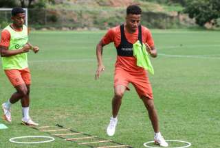 Byron Castillo continúa con la pretemporada en el Barcelona SC