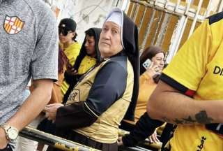 La hermana franciscana acudió al estadio Atahualpa