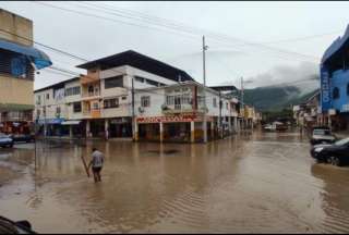 Debido a las lluvias, los ríos crecieron de manera significativa, lo que causó temor en la población.