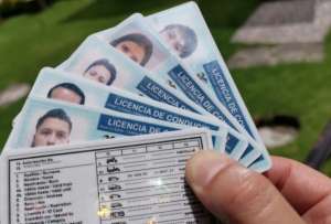 La ANT realizará brigada móvil en Esmeraldas para continuar con la entrega de licencias.