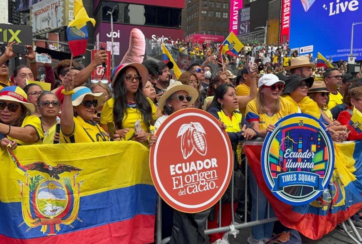 Ecuador se luce en “Latinos in Times Square” y abre el Mes de la Herencia Hispana en Nueva York