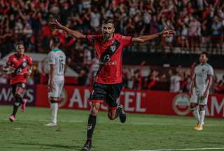 Liga de Quito fue goleado en su estreno en la fase de grupos de la Copa Sudamericana