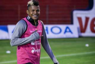 Alexander Bolaños fue suspendido por la Ecuafútbol