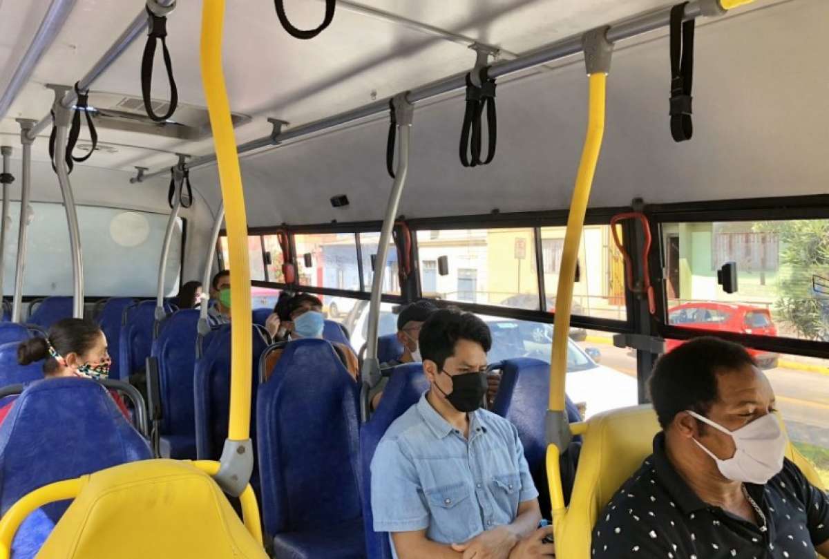 Esta es la multa por no usar mascarilla en el transporte público de Quito