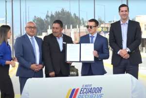 En Riobamba, la avenida Monseñor Leonidas Proaño fue inaugurada. Esta vía fue ampliada por las autoridades.