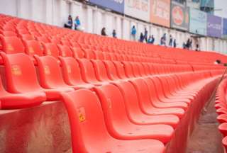 El estadio de Cuenca Alejandro Serrano Aguilar fue mejorado para recibir a los hinchas del Deportivo Cuenca. 